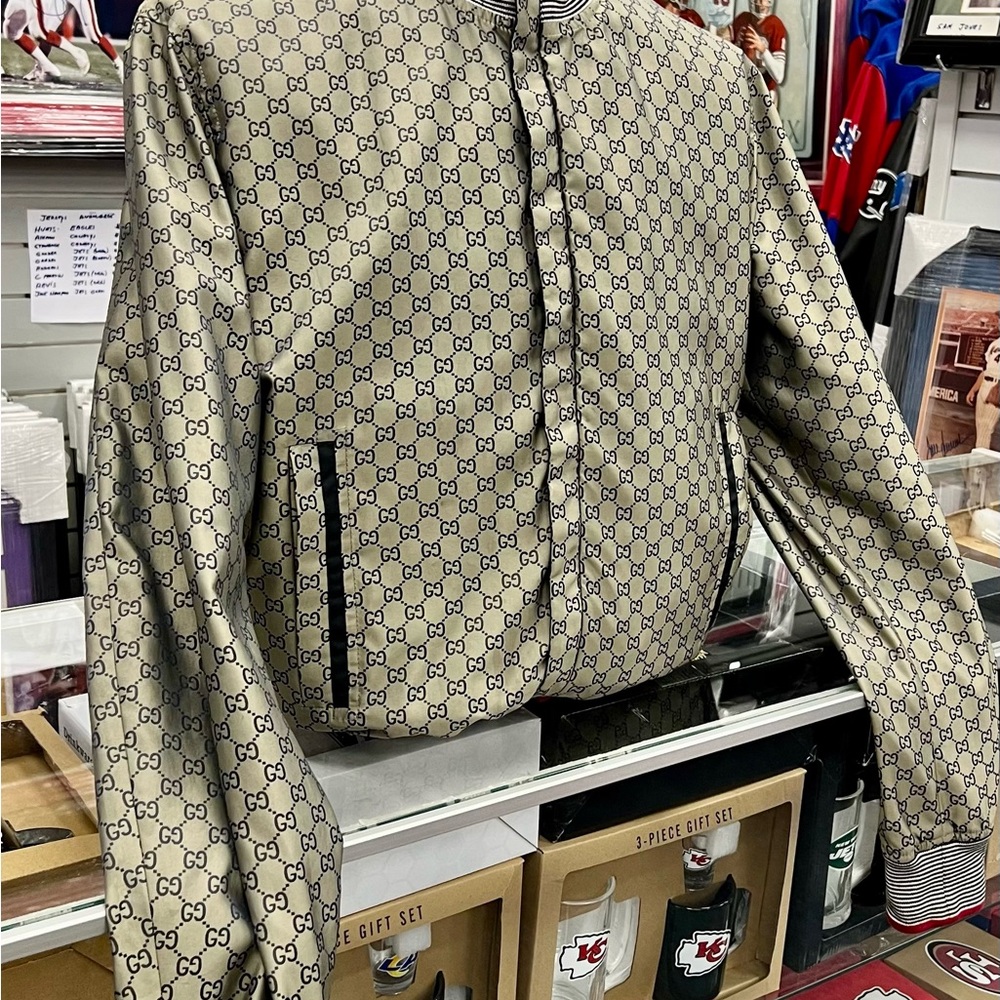 🟢 Gucci Monogram Vintage Jacket - image 3